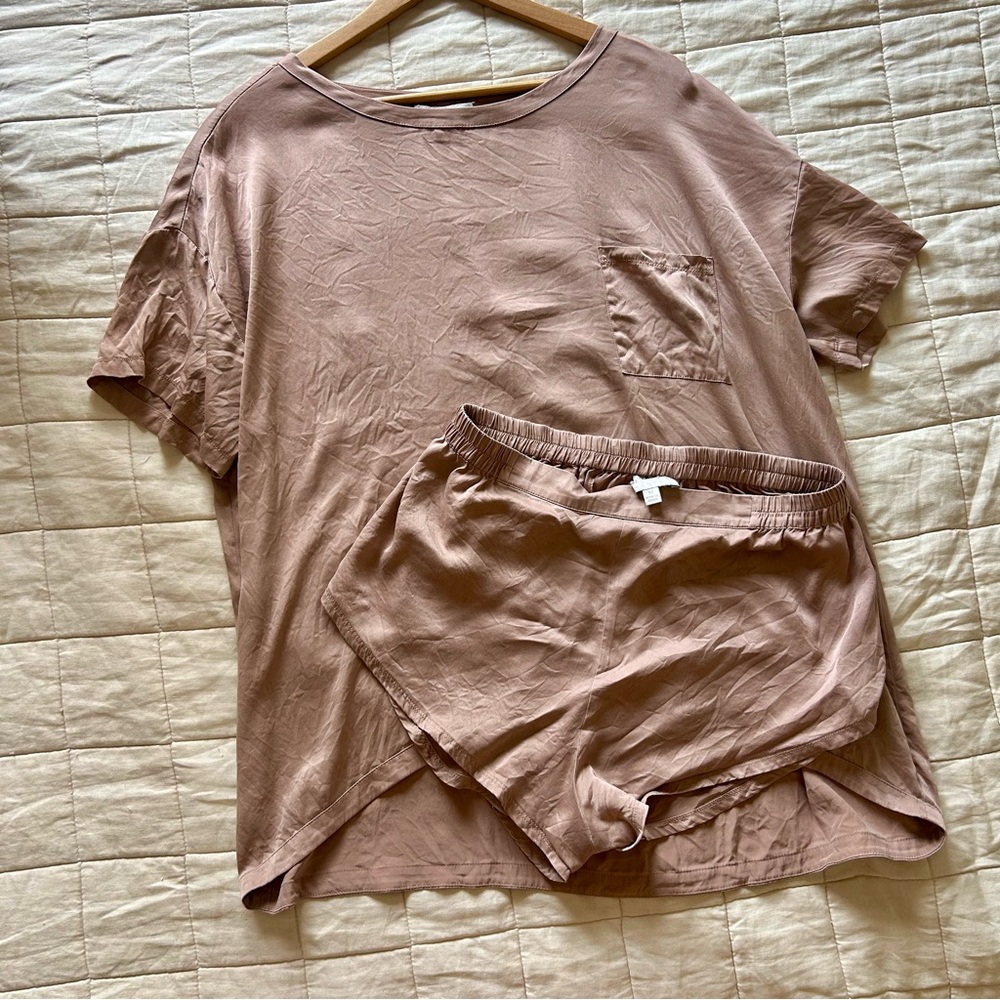 Lunya Tee Sleep Set Washable Silk - Picture 2 of 6